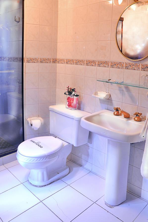 Capital Plaza Hotel Sucre Oda fotoğraf